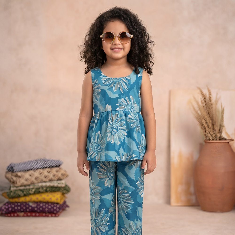 Blue flower co-ords