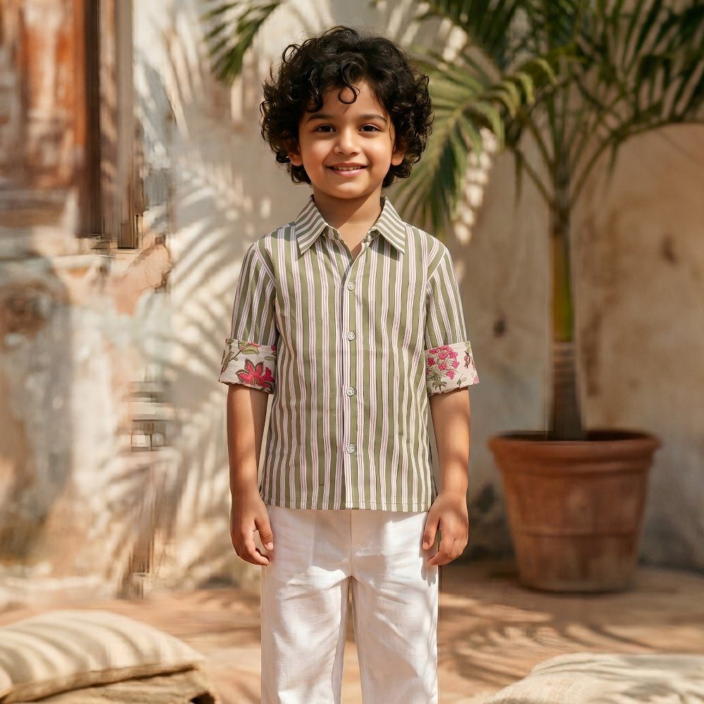 Green striped set
