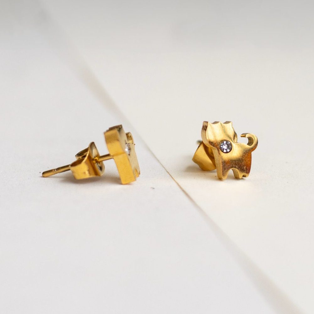Cat stone earring